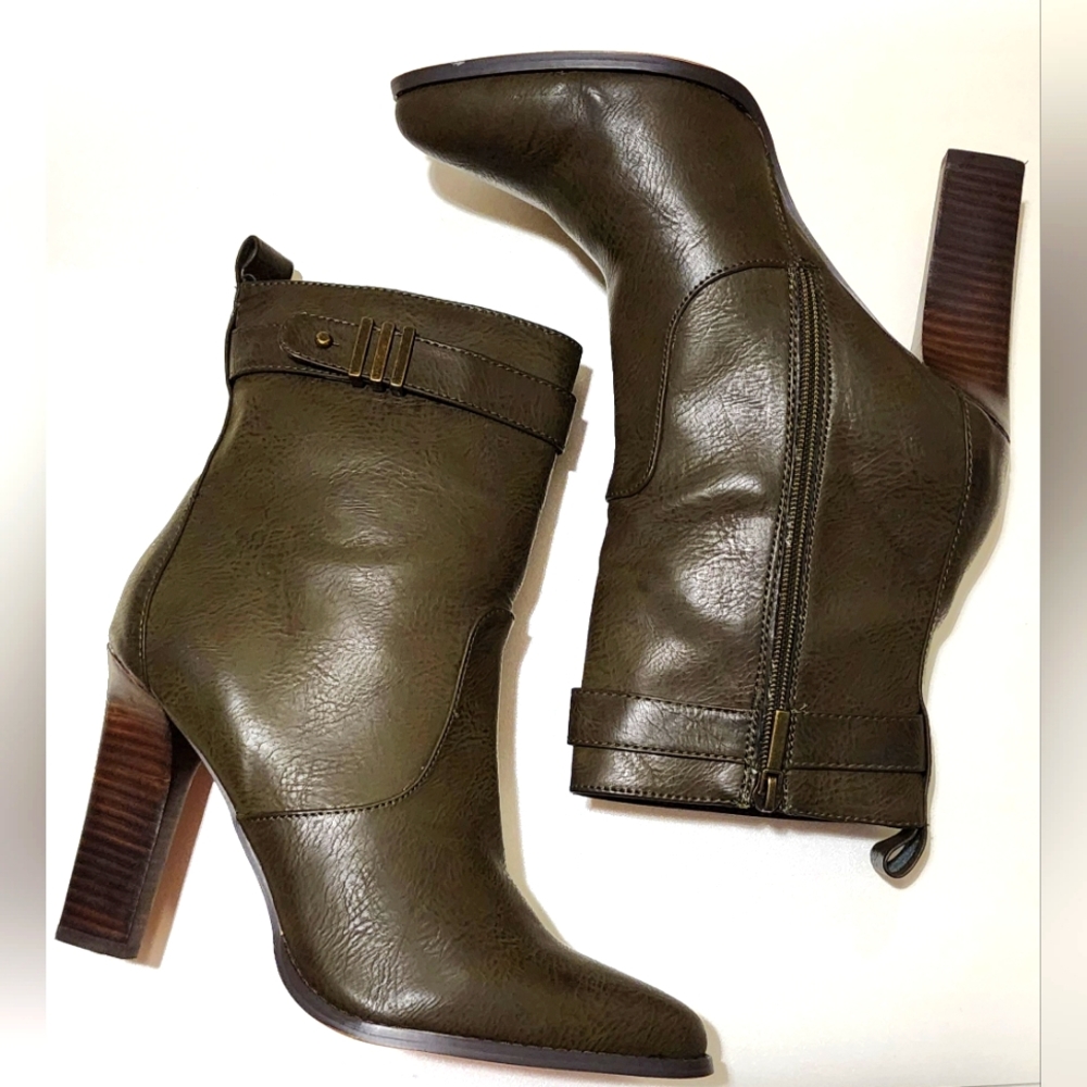Victoria's Secret Bootie
